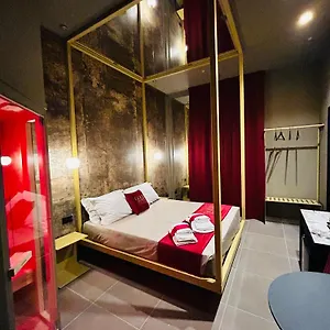 https://gold-boutique-suite-spa.sicilyhotelsitaly.net